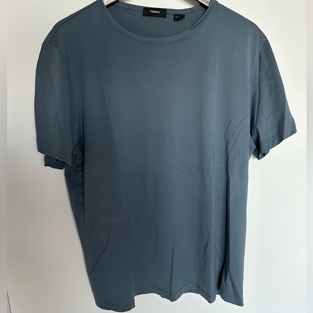 Theory men’s tshirt